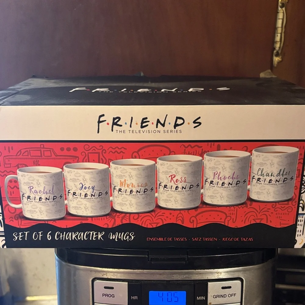 FRIENDS Character Mugs Set - Black, White, Red - Picture 1 of 3